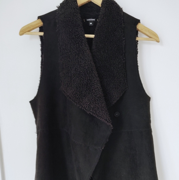 Stella and Dot cozy chalet vest - Picture 4 of 7